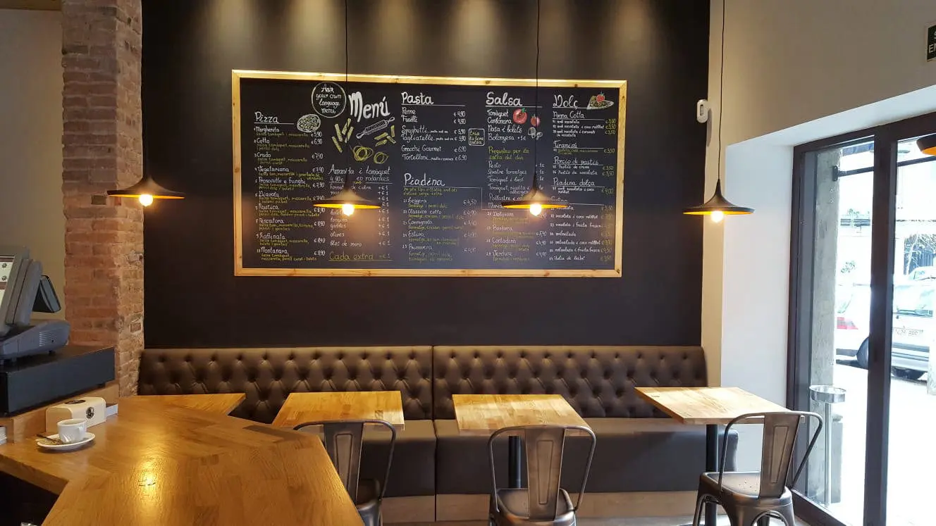 Piadineria con impegno e Professionalità del nostro personale per 15 giorni  Schwerin